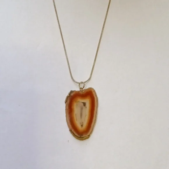 Caramel Agate Slice necklace - Picture 2 of 3